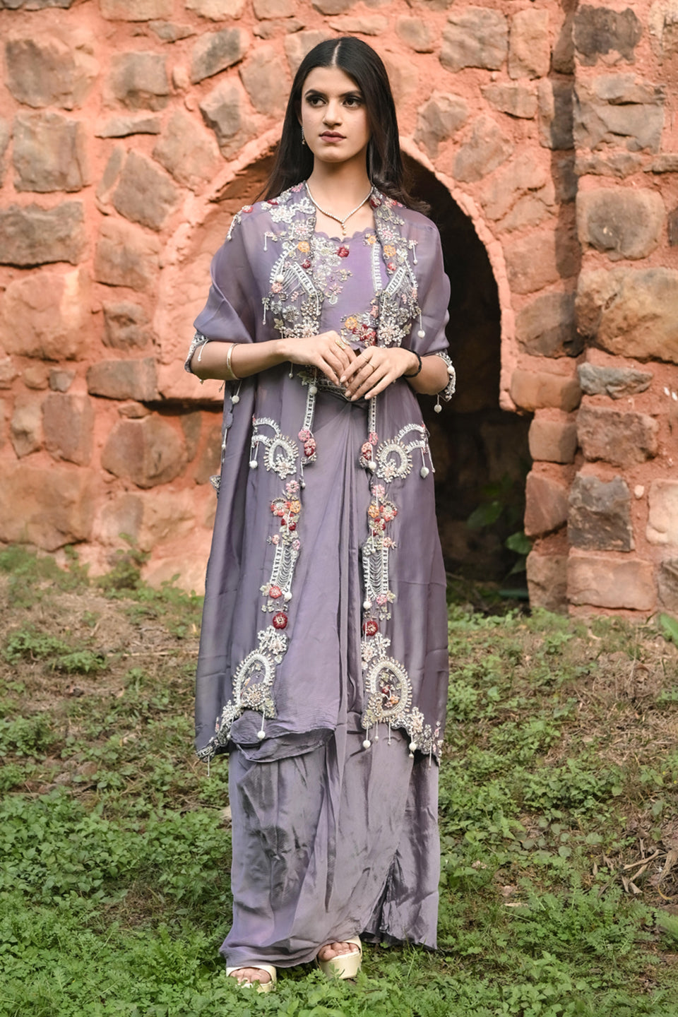Kashmiri Kadhai Kat Dana Plazo Set