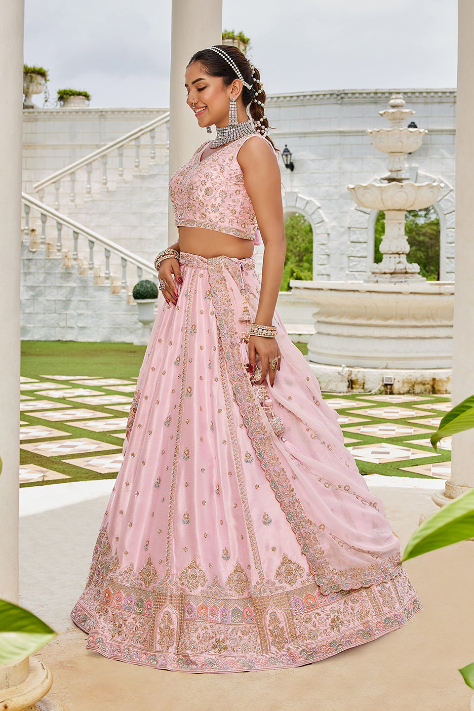 Gulabi Noor Crepe Lehenga Set