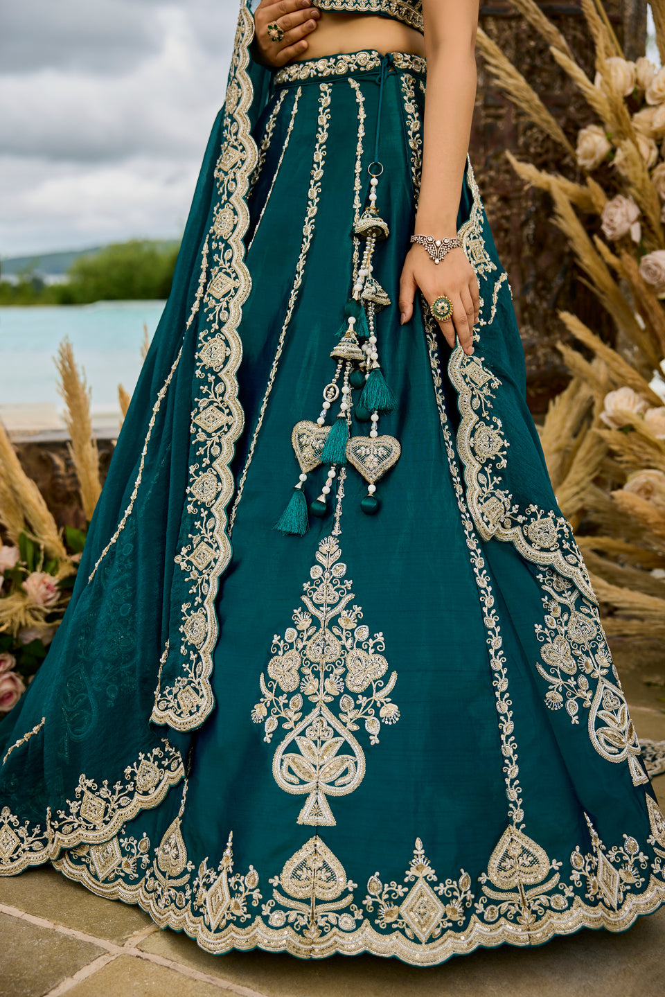 Neelkamal Dark Green Shimmer Lehenga Set