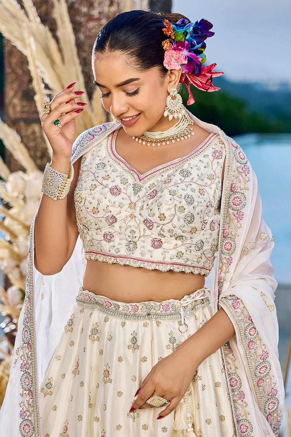 Sunehri Saadgi Off-White Crepe Lehenga Set