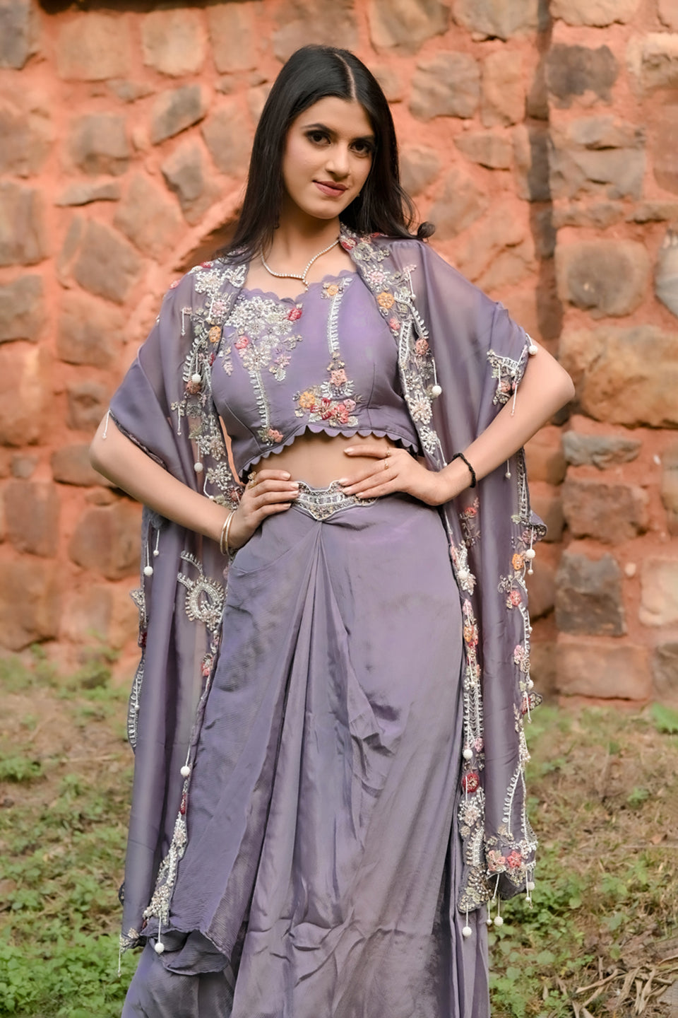 Kashmiri Kadhai Kat Dana Plazo Set